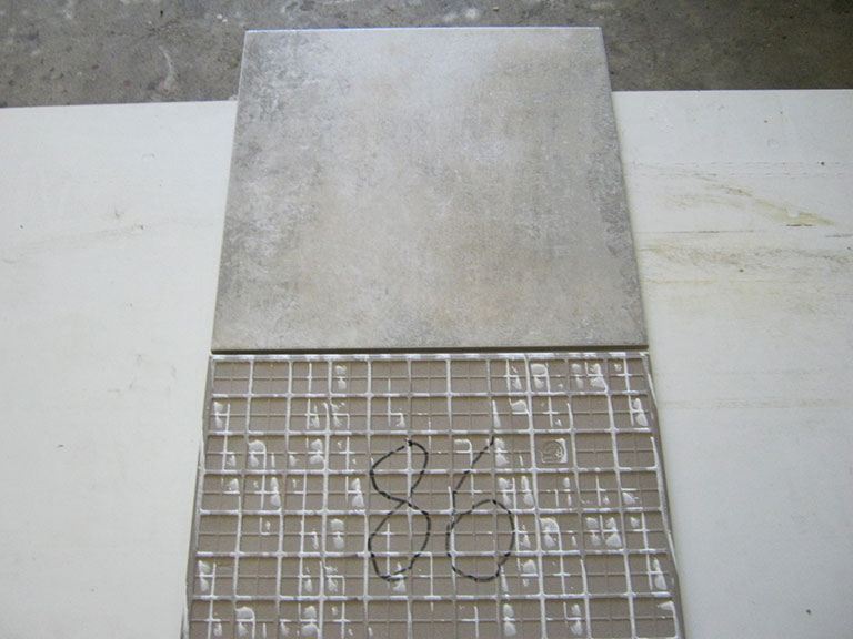 0086-Tagina Mat grå meleret Gulvflise - 45x45cm 6 m² - Kr.500 i alt